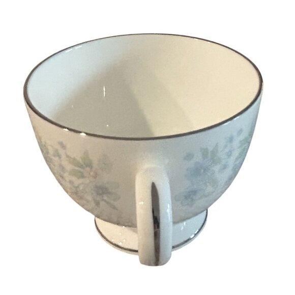 Wedgwood Wyndham Bone China Teacup & Saucer Set of 2 silver rim - Picture 4 of 6